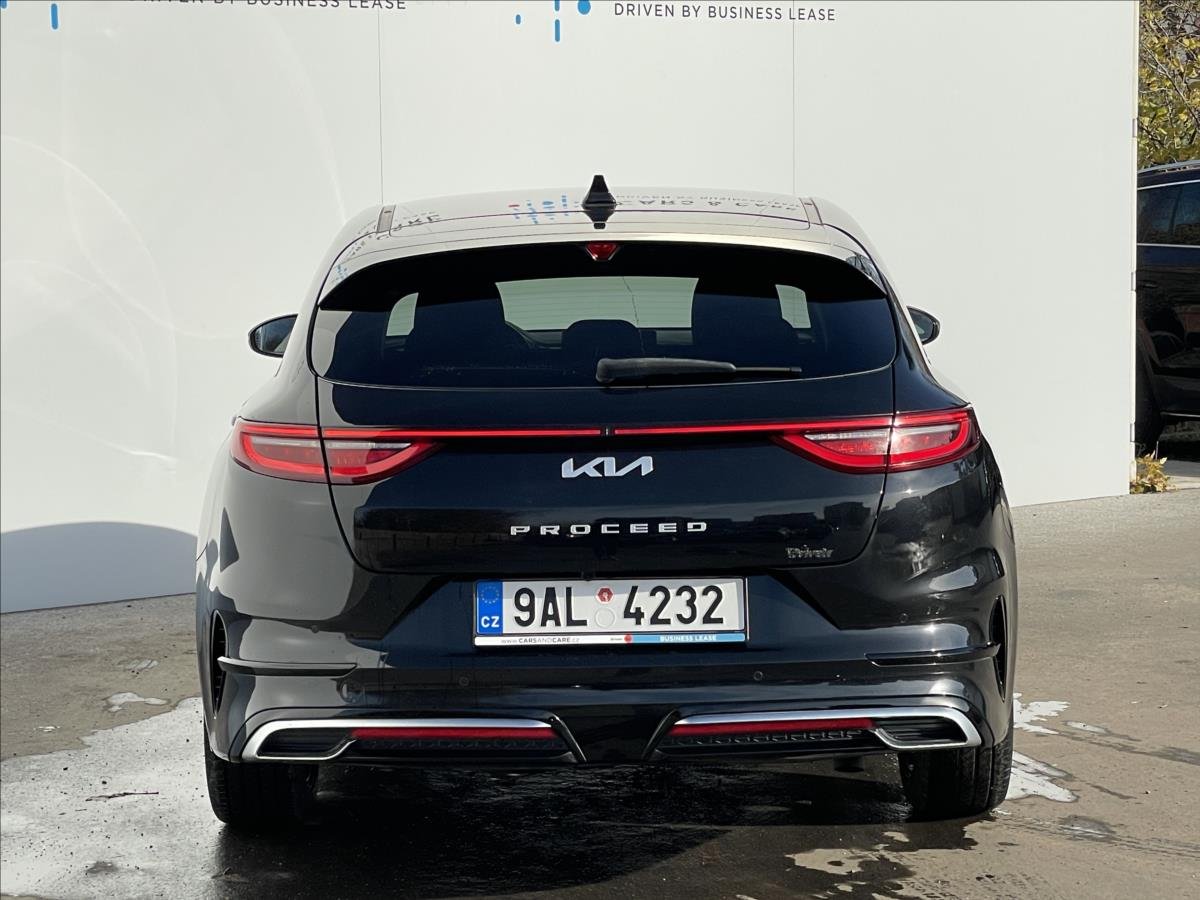 Kia ProCeed