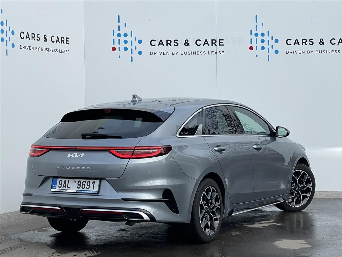 Kia ProCeed