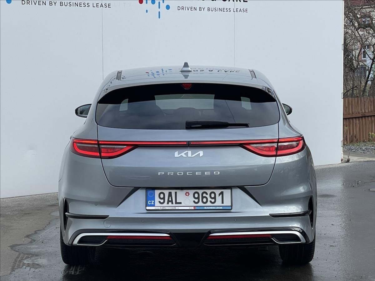 Kia ProCeed