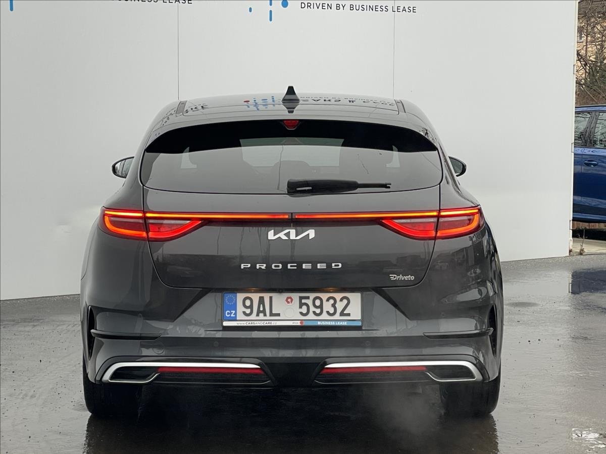 Kia ProCeed
