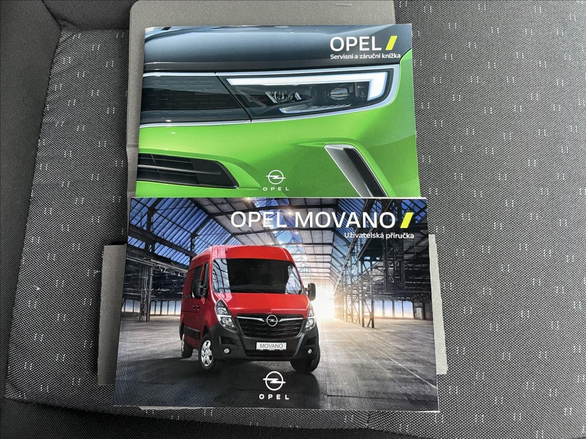 Opel Movano