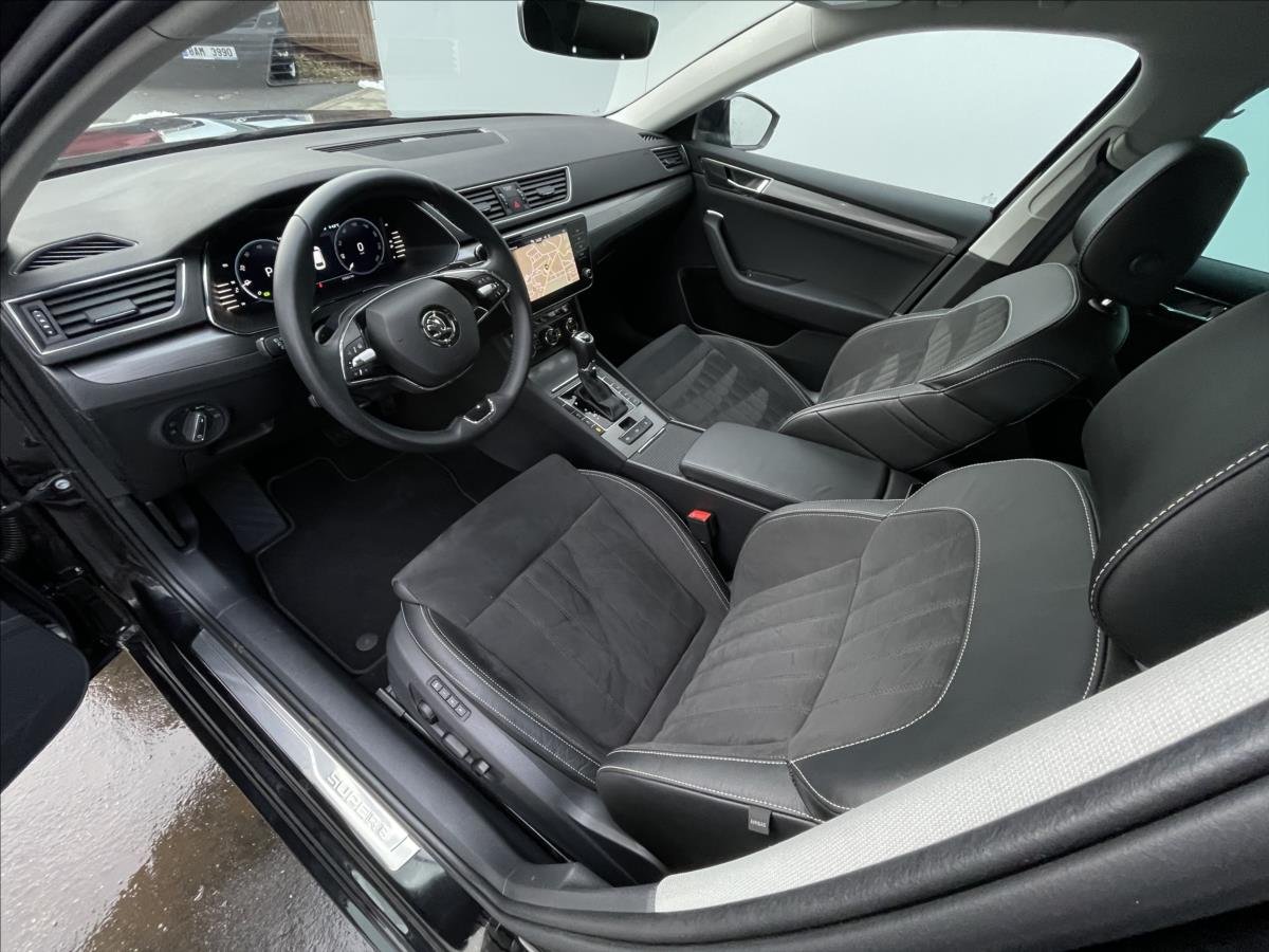 Škoda Superb