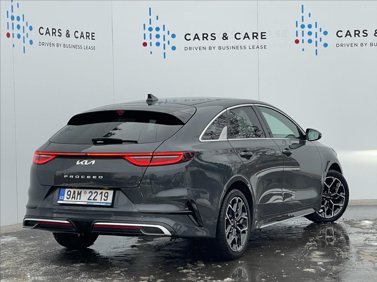 Kia ProCeed