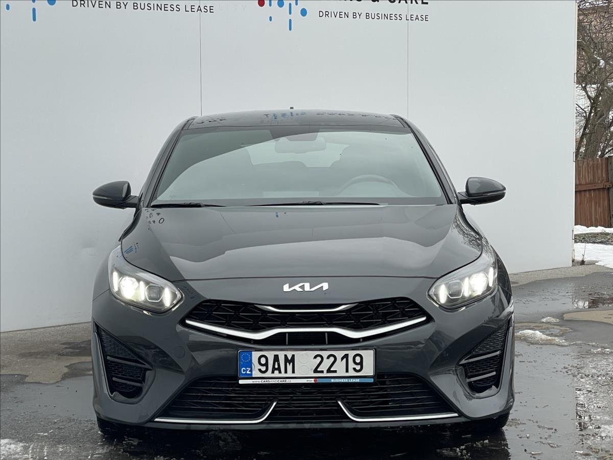 Kia ProCeed