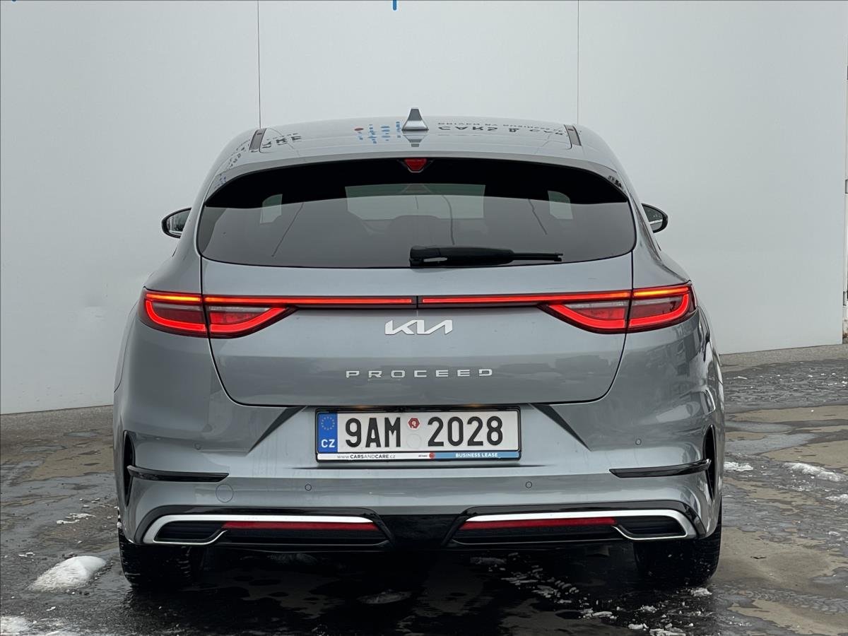 Kia ProCeed
