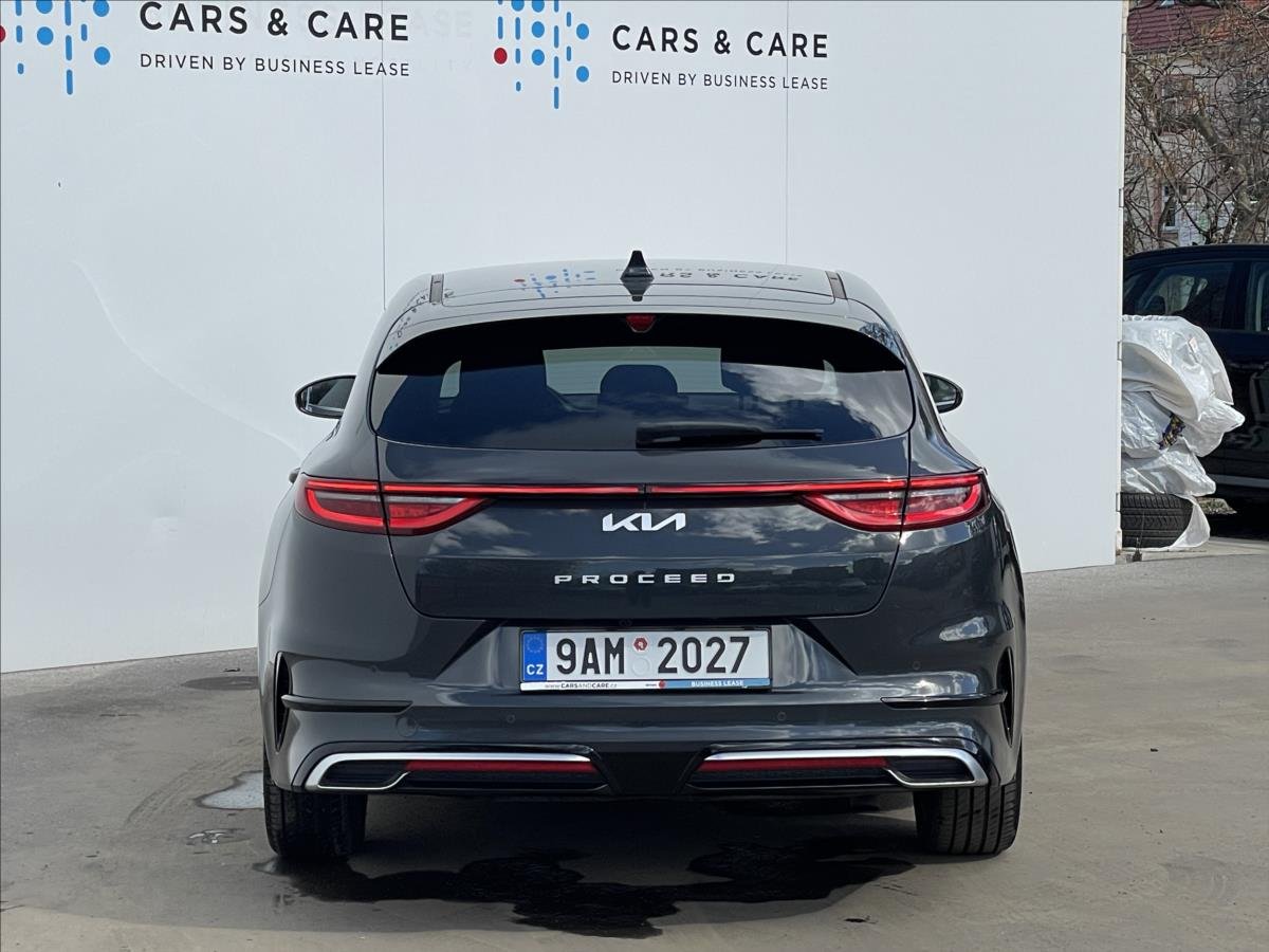 Kia ProCeed