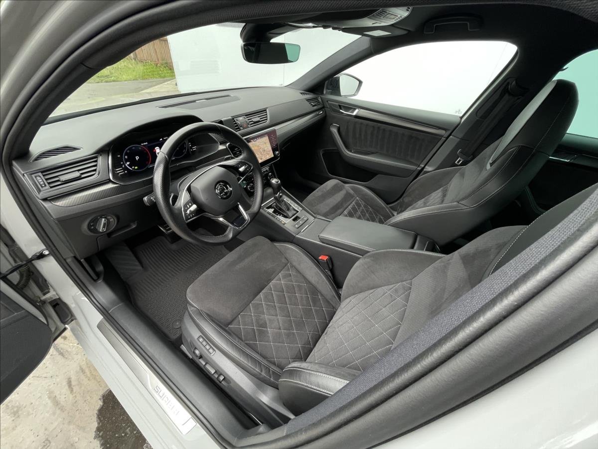 Škoda Superb