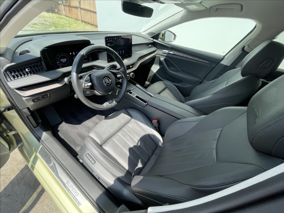 Škoda Superb