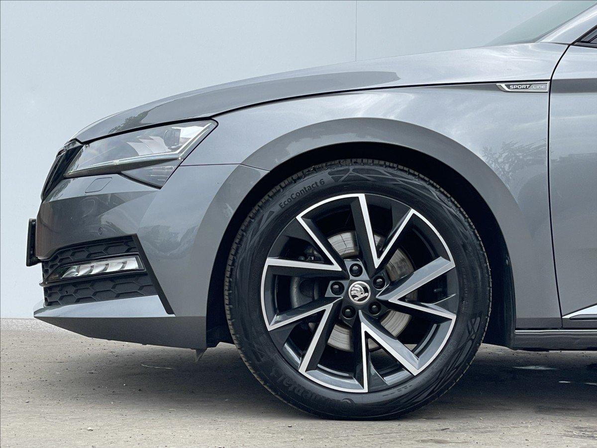 Škoda Superb