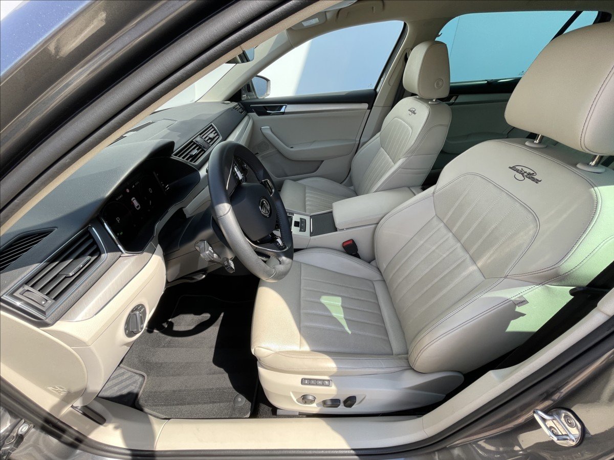 Škoda Superb