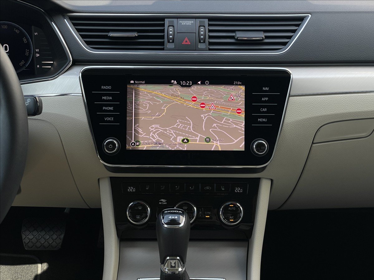 Škoda Superb