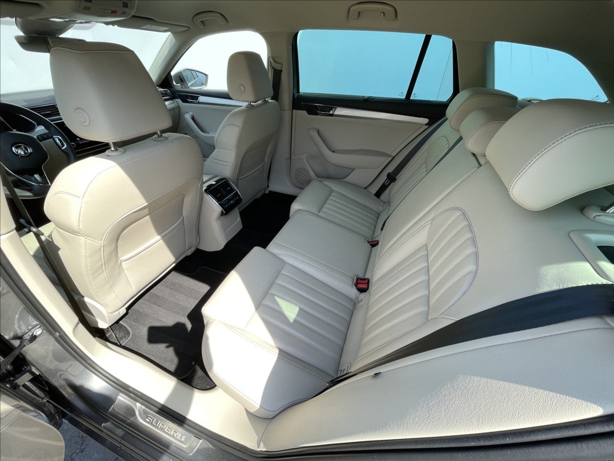 Škoda Superb