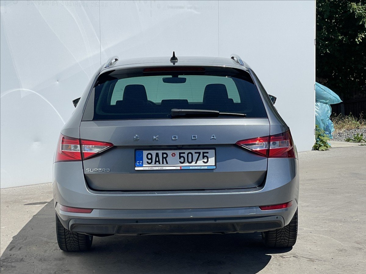 Škoda Superb