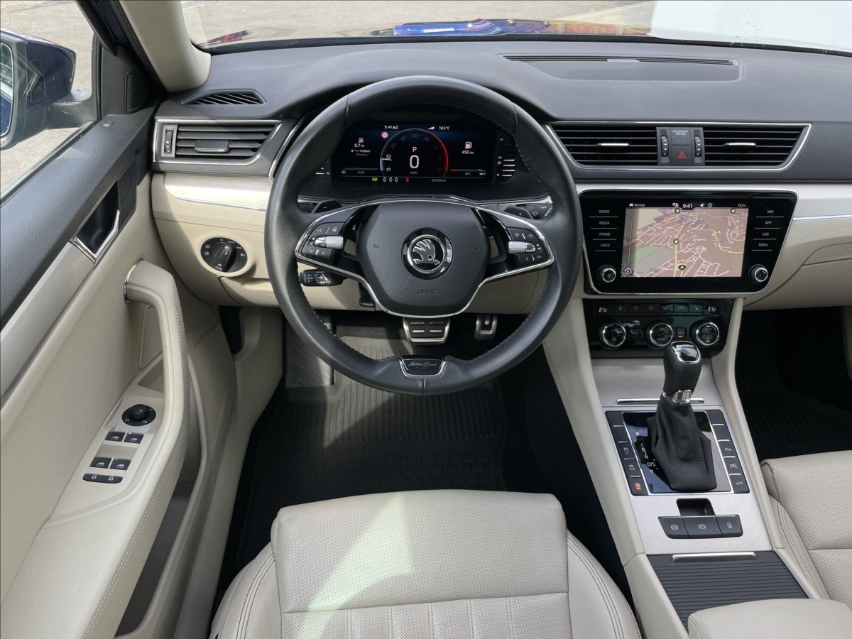 Škoda Superb