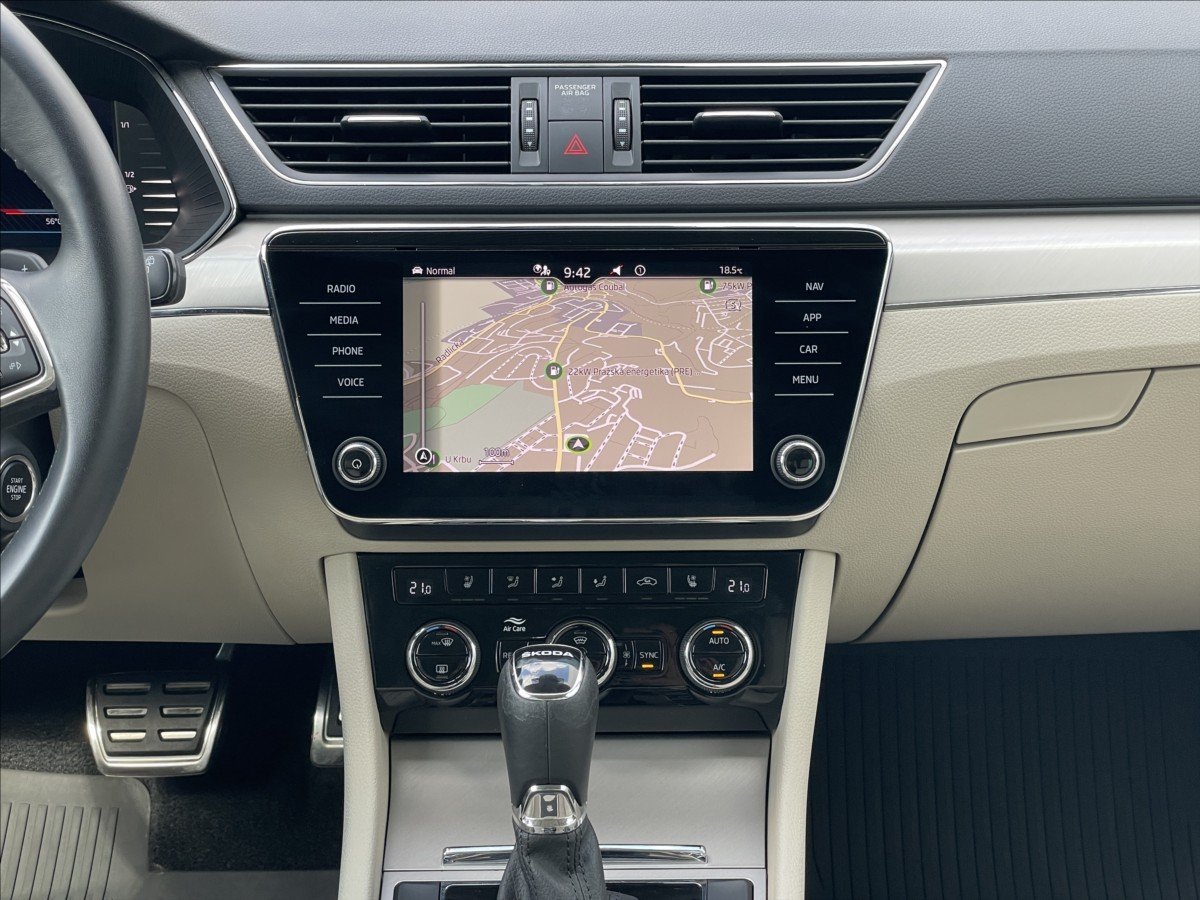 Škoda Superb
