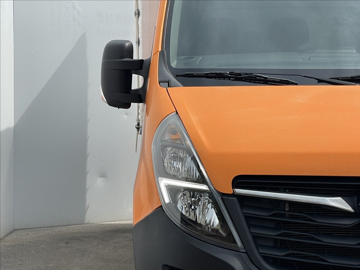 Opel Movano