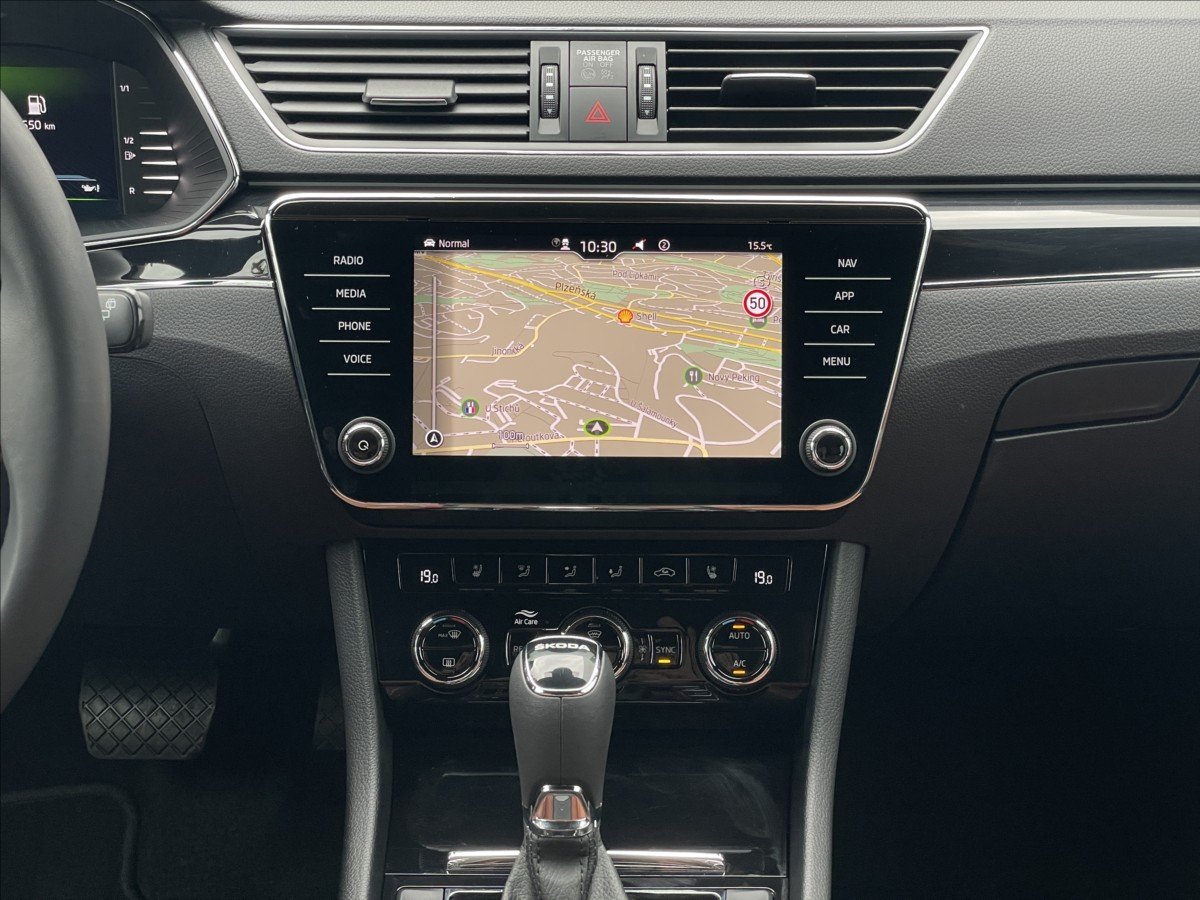 Škoda Superb