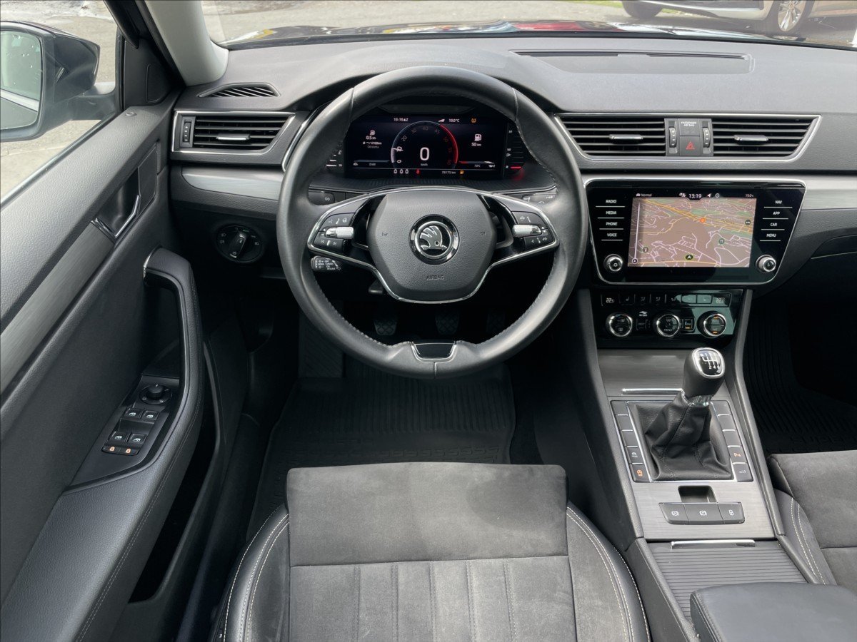 Škoda Superb