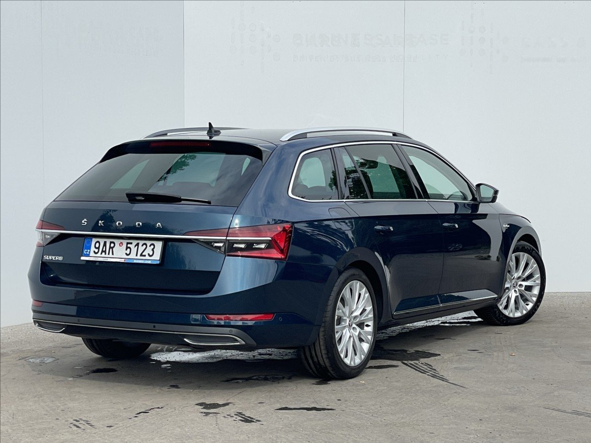 Škoda Superb