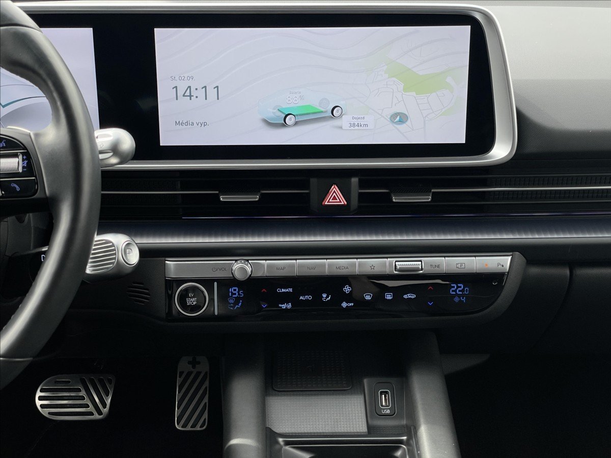 Hyundai Ioniq 6