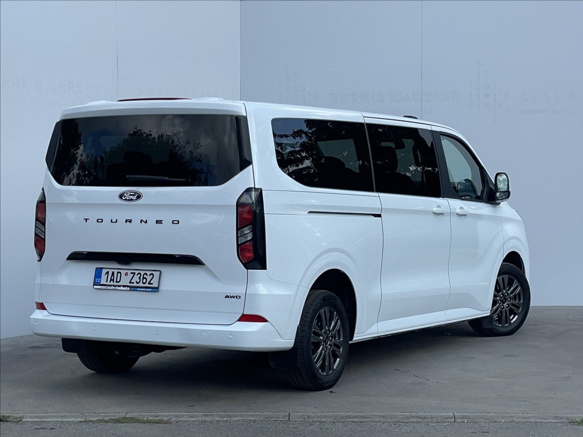 Ford Tourneo